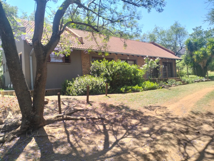 4 Bedroom Property for Sale in Zoutpansdrift A H North West